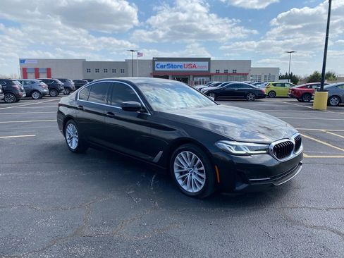 Used 2021 BMW 530i image 1