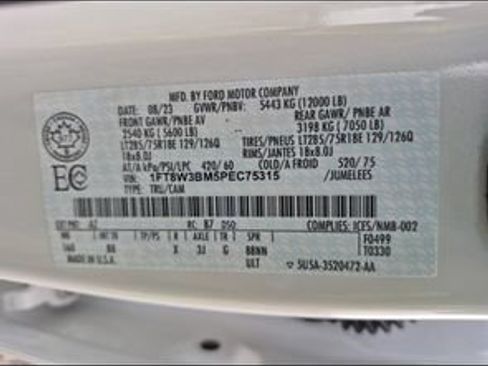 Used 2023 Ford F350 Platinum w/ Tremor Off-Road Package AWD/4WD image 3