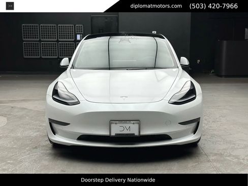 Used 2022 Tesla Model 3 Long Range image 10