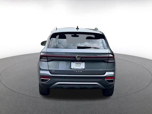 Used 2026 Volkswagen Taos SE FWD image 12