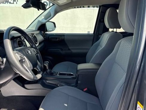 Used 2019 Toyota Tacoma SR w/ SR Convenience Package RWD image 13