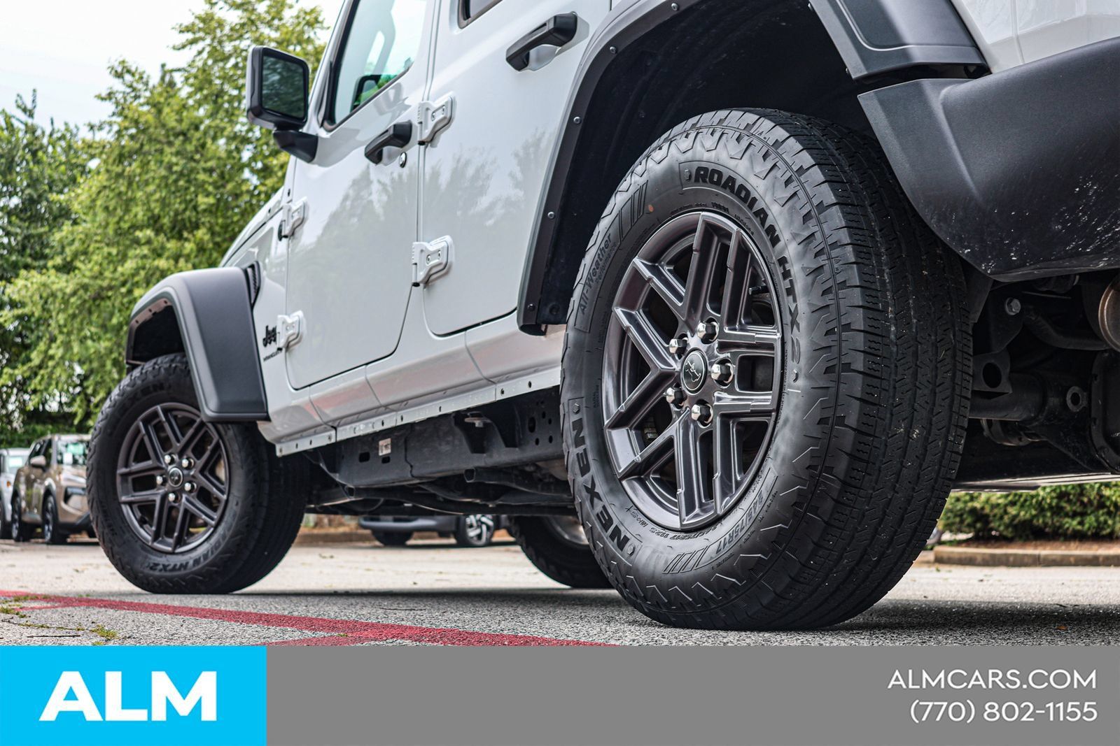 Used 2025 Jeep Wrangler Unlimited Sport AWD/4WD image 15