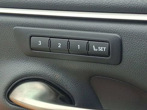 Used 2024 Lexus ES 350 w/ Premium Package FWD image 29