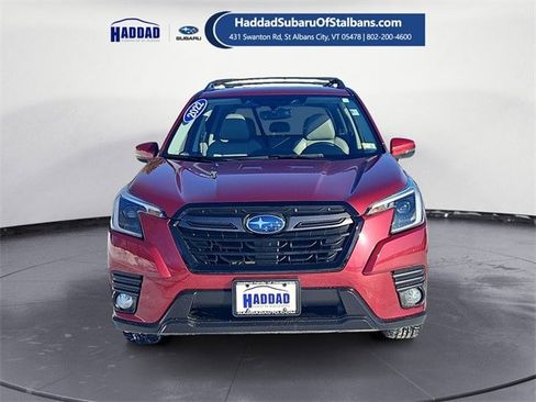 Used 2022 Subaru Forester Limited image 8