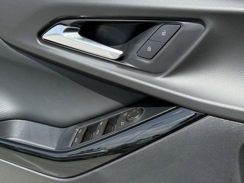 New 2026 Chevrolet Equinox LT image 19