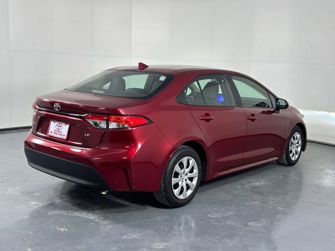 Certified 2025 Toyota Corolla LE image 6