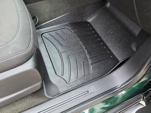 Used 2016 Chevrolet Colorado LT w/ Safety Package image 24