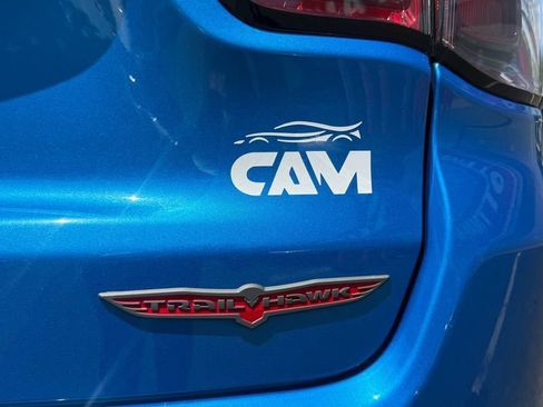 Used 2025 Jeep Compass Trailhawk AWD/4WD image 48