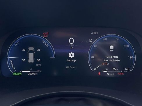 Used 2023 Toyota Highlander Limited image 16