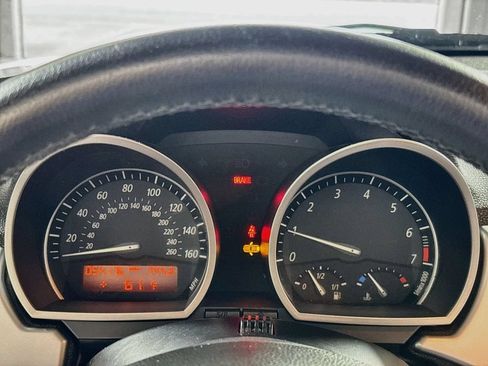 Used 2005 BMW Z4 2.5i RWD image 14