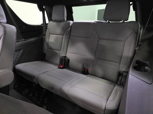 New 2026 GMC Yukon Elevation image 14