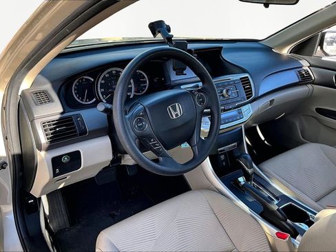 Used 2015 Honda Accord LX image 12