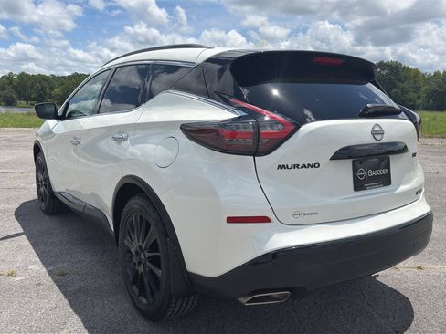 Certified 2024 Nissan Murano SV w/ SV Midnight Edition Package FWD image 5