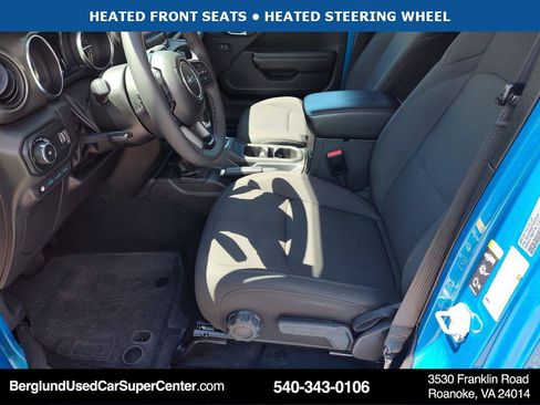 Used 2023 Jeep Wrangler Unlimited w/ Cold Weather Group AWD/4WD image 12