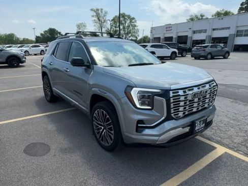 New 2026 GMC Terrain Denali w/ LPO, Black Badging Package image 2