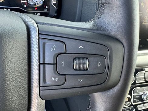 Used 2024 GMC Yukon XL Denali w/ Denali Reserve Package image 26