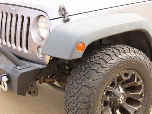 Used 2017 Jeep Wrangler Unlimited Sport w/ Quick Order Package 24S image 3