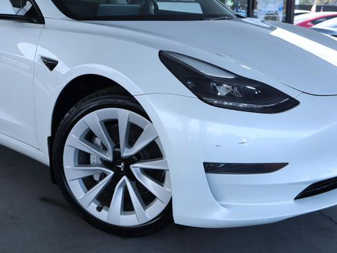 Used 2023 Tesla Model 3 Standard Range RWD image 3