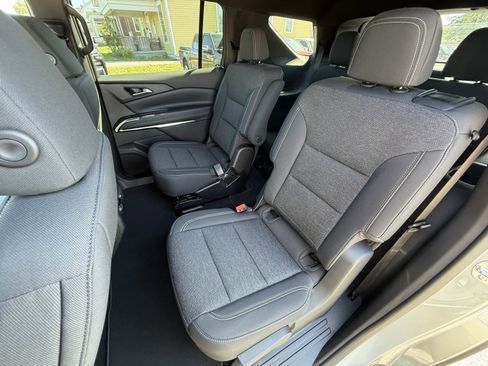 New 2026 Chevrolet Traverse LT w/ Midnight/Sport Edition image 21