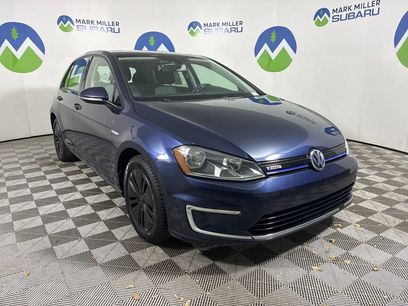 Used 2016 Volkswagen e-Golf SE w/ DC Fast Charging Package