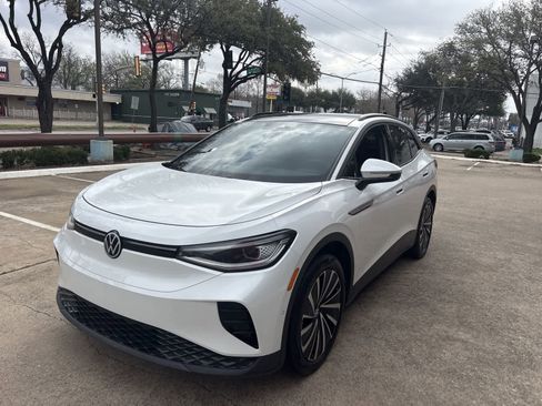 Used 2024 Volkswagen ID.4 S image 17