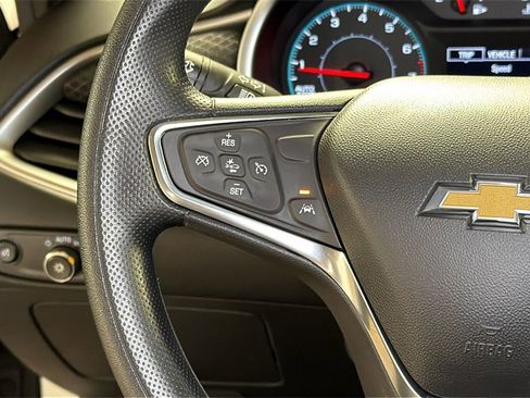 Used 2025 Chevrolet Malibu LT image 19