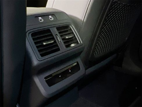 New 2025 Audi Q5 Premium Plus image 27