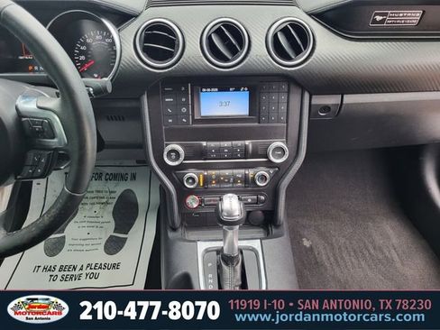 Used 2020 Ford Mustang Coupe RWD image 14