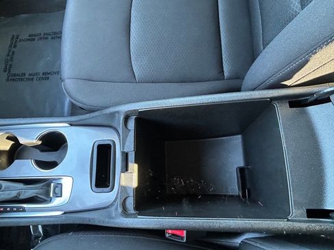 Used 2024 Chevrolet Malibu LT image 30