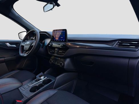 Used 2025 Ford Escape ST-Line image 5