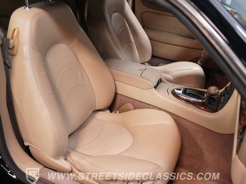 Used 2004 Jaguar XK8 Convertible RWD image 38