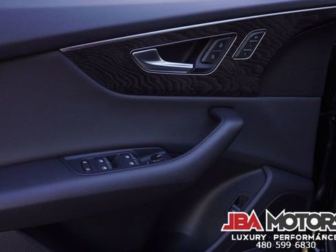 Used 2022 Audi Q8 Premium Plus w/ Premium Plus Package AWD/4WD image 96