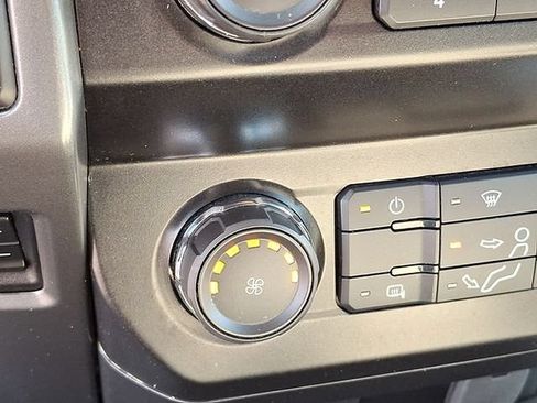 Used 2020 Ford F250 XLT AWD/4WD image 19