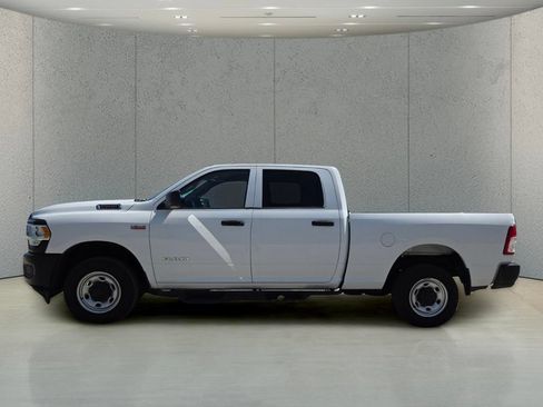 Used 2019 RAM 2500 Tradesman RWD image 9