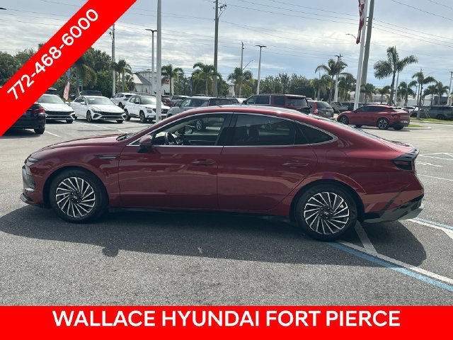 Used 2025 Hyundai Sonata Limited FWD image 9
