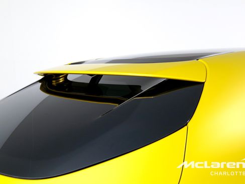 Used 2024 Ferrari Purosangue image 38