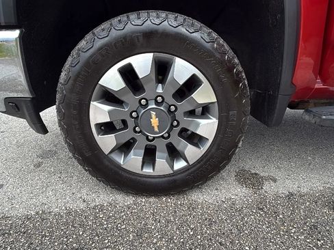Used 2022 Chevrolet Silverado 2500 LT w/ Convenience Package AWD/4WD image 25
