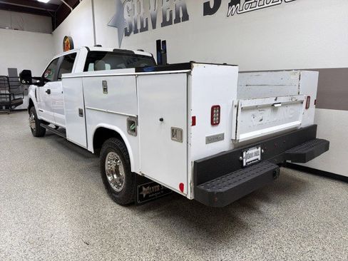 Used 2022 Ford F350 XL w/ Power Equipment Group image 7