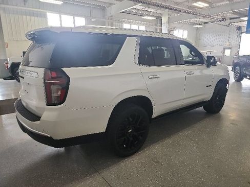 Used 2024 Chevrolet Tahoe High Country w/ Premium Package 2 AWD/4WD image 4