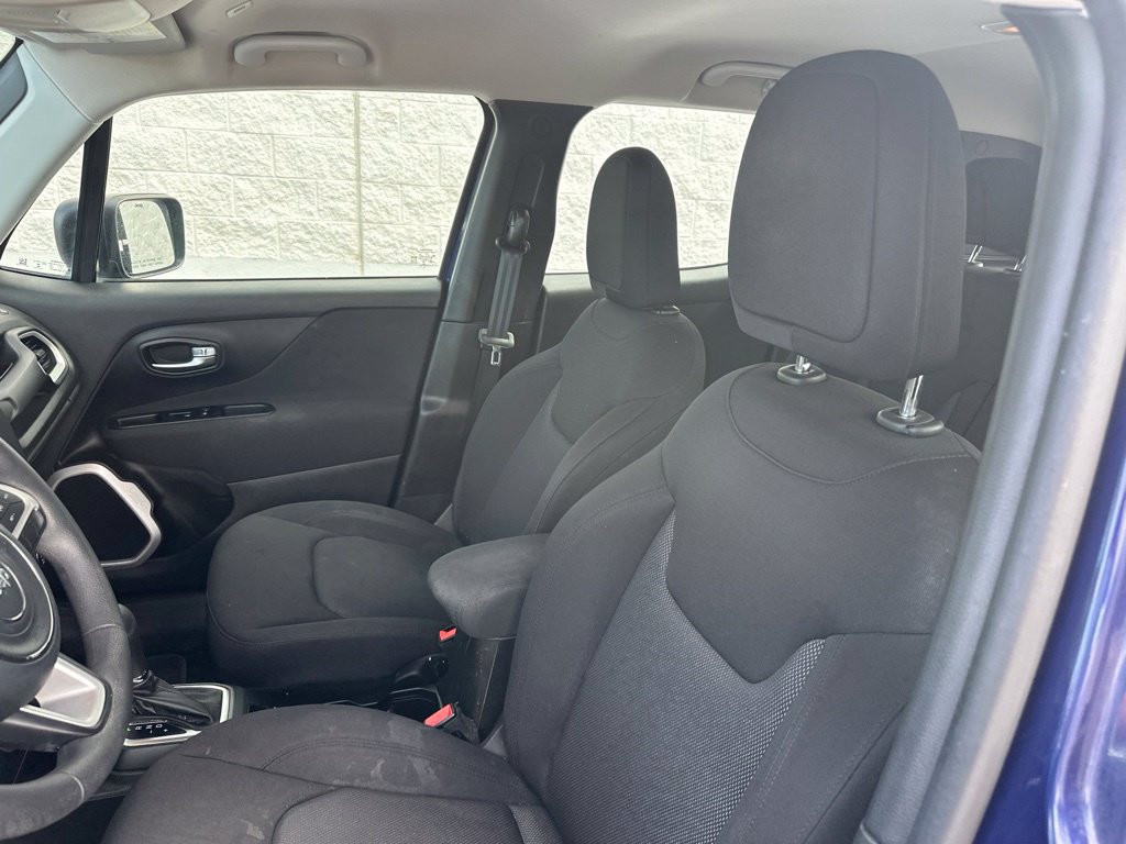 Used 2020 Jeep Renegade Sport w/ UConnect 7.0 Group AWD/4WD image 12
