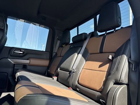 Used 2020 Chevrolet Silverado 2500 High Country w/ Z71 Off-Road Package image 25