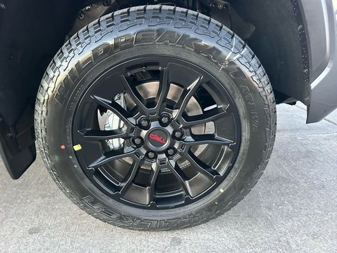 New 2026 Toyota Tundra Platinum AWD/4WD image 9