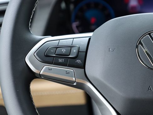 New 2026 Volkswagen Atlas Cross Sport SE image 60