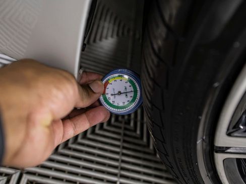 Used 2022 BMW 230i Coupe w/ Premium Package 2 image 46