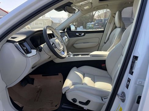 New 2026 Volvo XC60 T8 Ultra w/ Protection Package Premier image 15