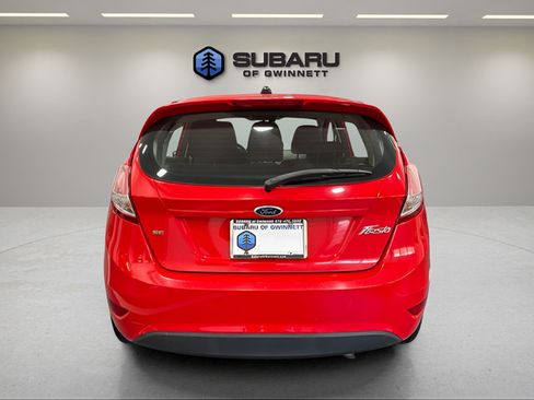 Used 2015 Ford Fiesta SE FWD image 4