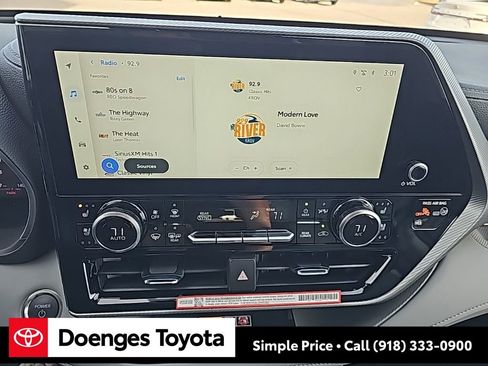 New 2026 Toyota Highlander Platinum image 33