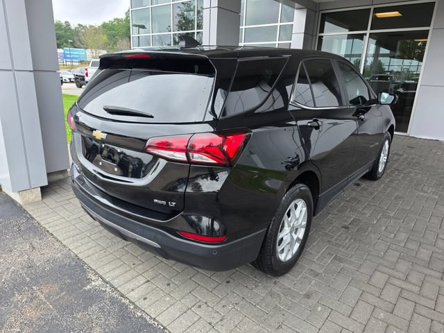 Used 2024 Chevrolet Equinox LT AWD/4WD image 4