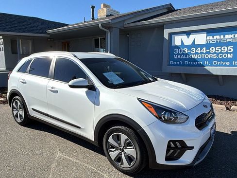 Used 2021 Kia Niro LX image 1