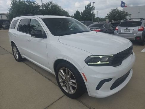 Used 2024 Dodge Durango GT RWD image 1
